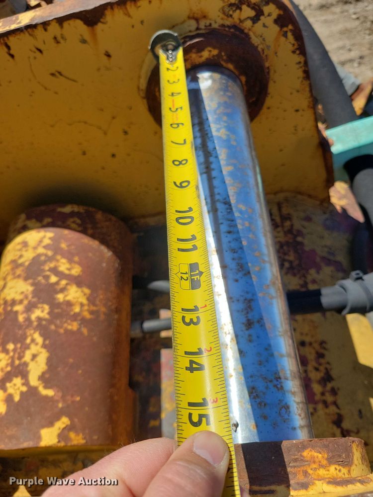 image for item EE0934 Crush-All 42 impact crusher