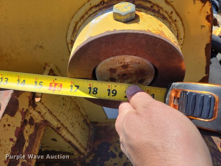 image for item EE0934 Crush-All 42 impact crusher