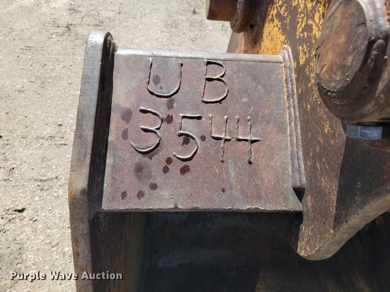 image for item EE0937 2012 Case CX210B excavator