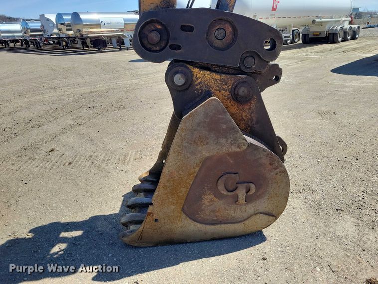 image for item EE0937 2012 Case CX210B excavator