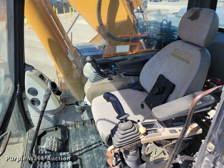 image for item EE0937 2012 Case CX210B excavator