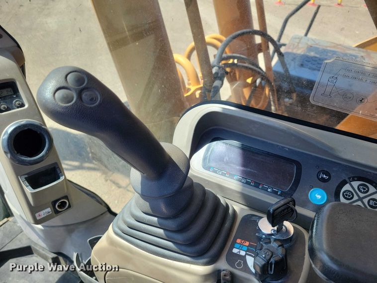 image for item EE0937 2012 Case CX210B excavator