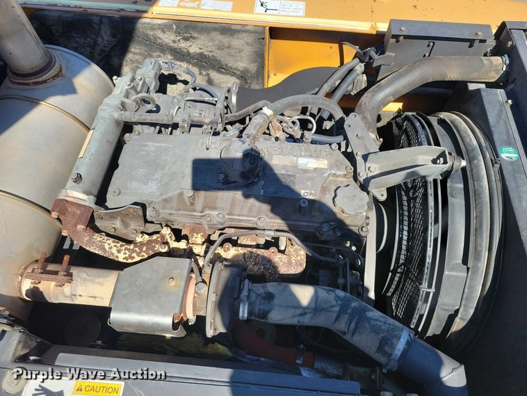 image for item EE0937 2012 Case CX210B excavator