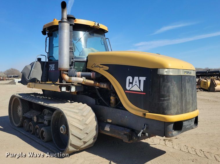 image for item EE0939 1998 Caterpillar Challenger 75E tractor