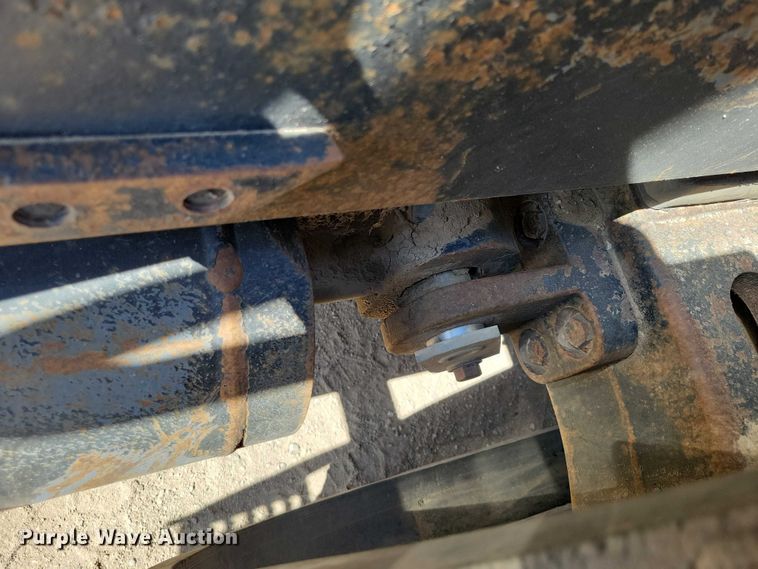 image for item EE0939 1998 Caterpillar Challenger 75E tractor