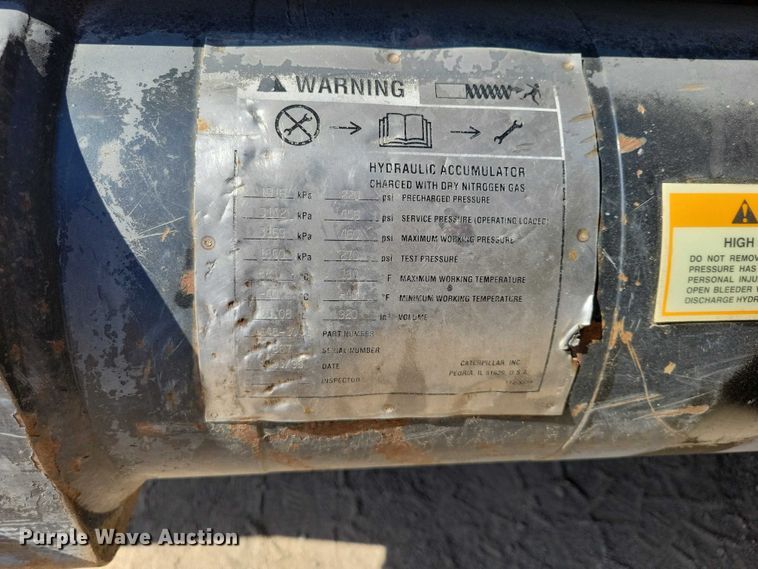 image for item EE0939 1998 Caterpillar Challenger 75E tractor