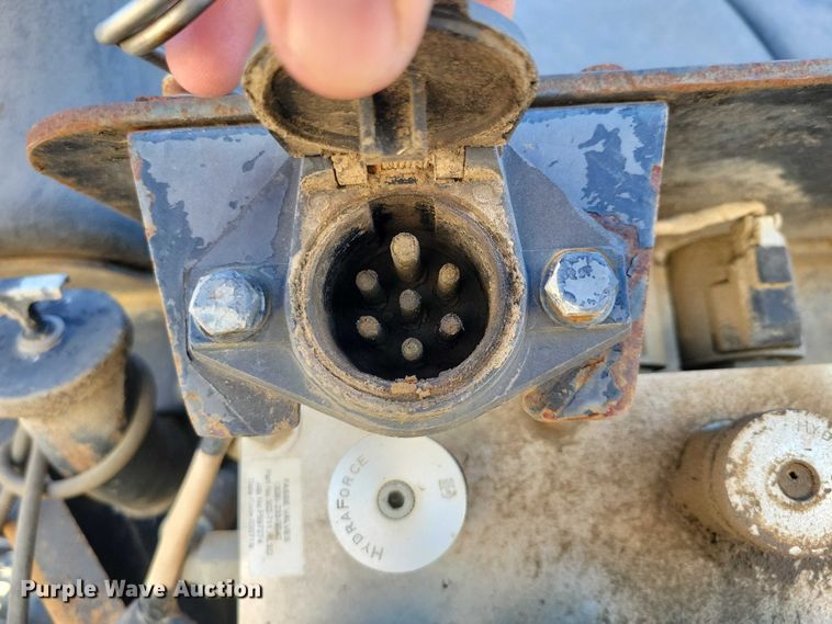 image for item EE0939 1998 Caterpillar Challenger 75E tractor