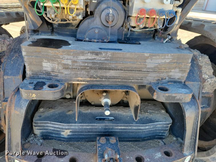 image for item EE0939 1998 Caterpillar Challenger 75E tractor