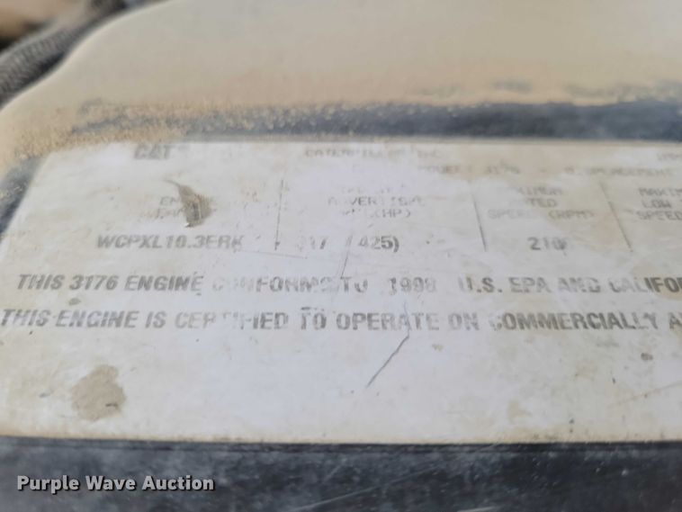 image for item EE0939 1998 Caterpillar Challenger 75E tractor