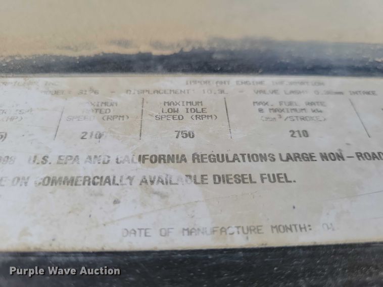 image for item EE0939 1998 Caterpillar Challenger 75E tractor