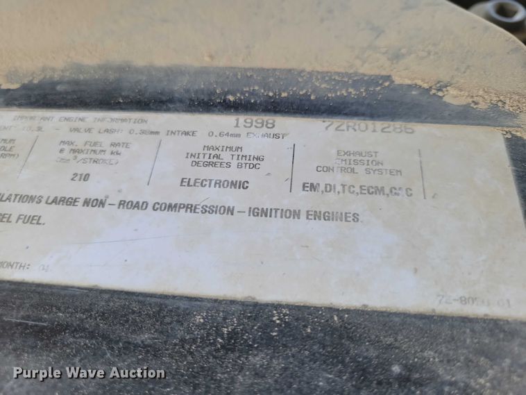 image for item EE0939 1998 Caterpillar Challenger 75E tractor