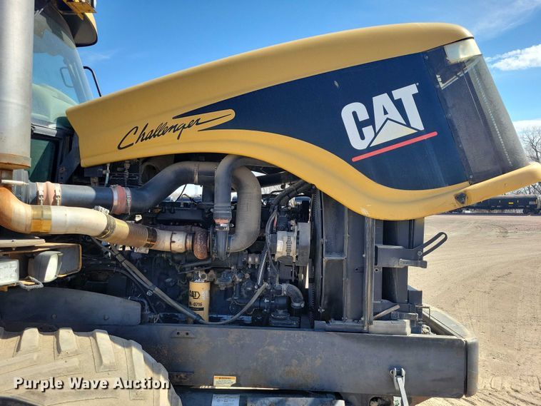 image for item EE0939 1998 Caterpillar Challenger 75E tractor