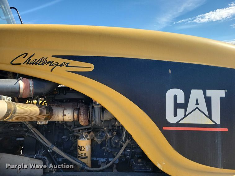 image for item EE0939 1998 Caterpillar Challenger 75E tractor