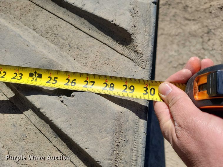 image for item EE0939 1998 Caterpillar Challenger 75E tractor