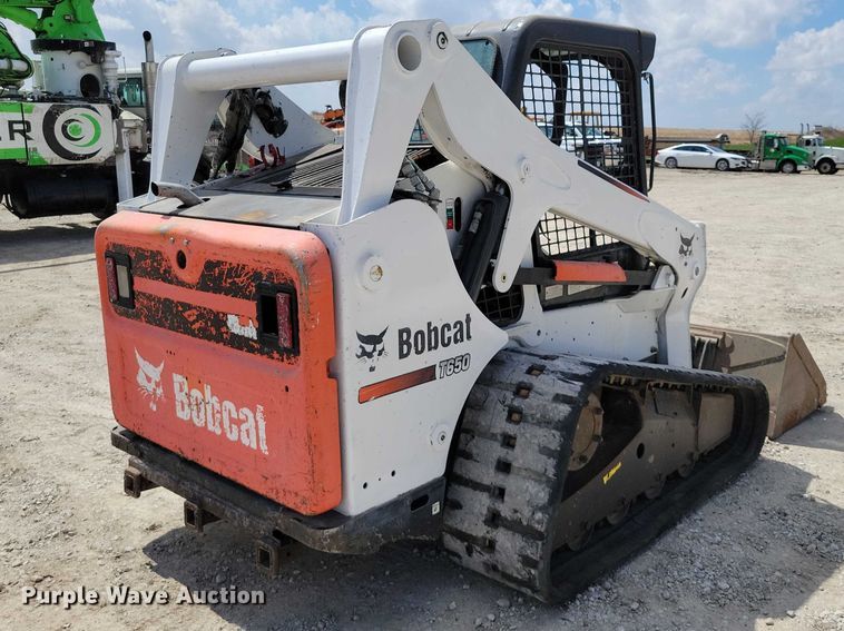 image for item EE0941 2012 Bobcat T650 tracked skid steer loader