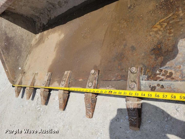 image for item EE0941 2012 Bobcat T650 tracked skid steer loader