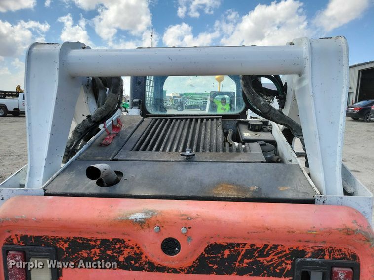 image for item EE0941 2012 Bobcat T650 tracked skid steer loader