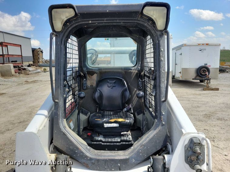 image for item EE0941 2012 Bobcat T650 tracked skid steer loader