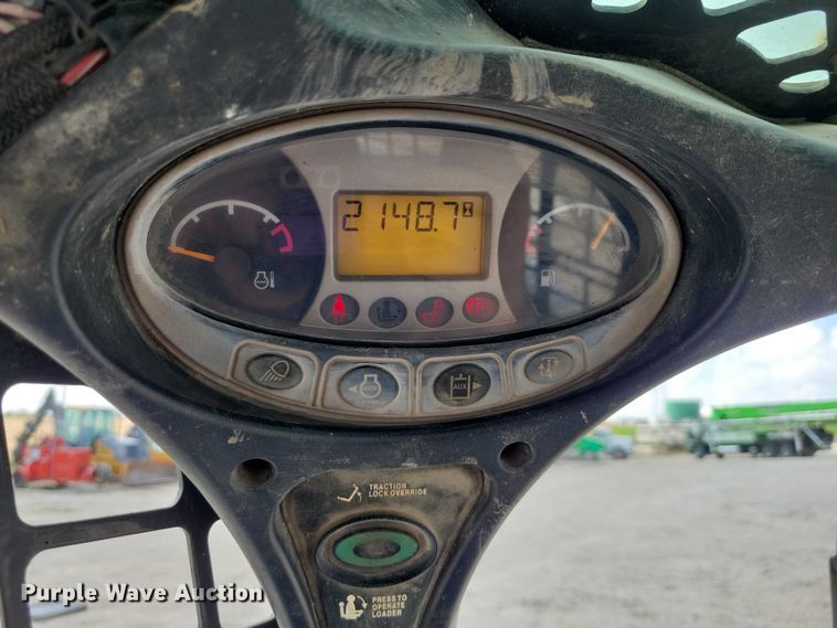 image for item EE0941 2012 Bobcat T650 tracked skid steer loader