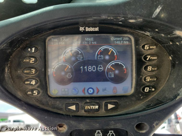 image for item EE0941 2012 Bobcat T650 tracked skid steer loader