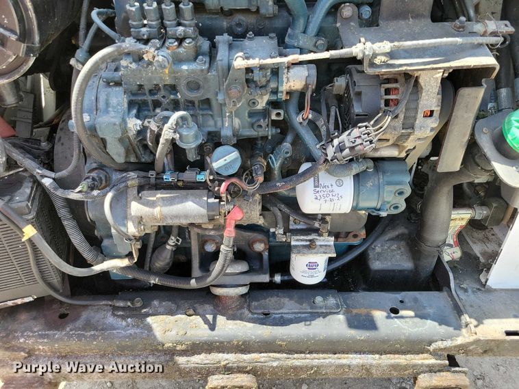 image for item EE0941 2012 Bobcat T650 tracked skid steer loader