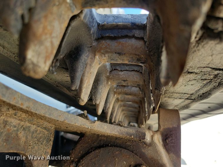 image for item EE0941 2012 Bobcat T650 tracked skid steer loader