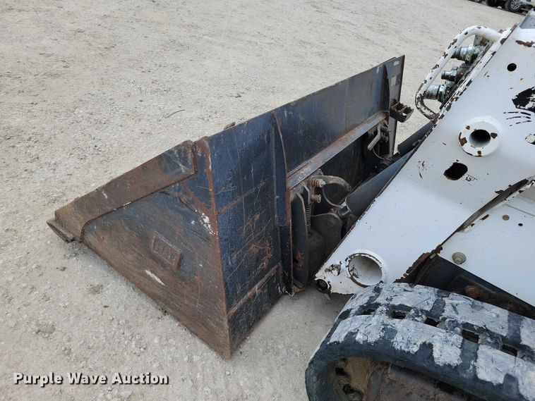 image for item EE0942 2014 Bobcat T650 tracked skid steer loader