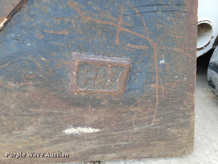 image for item EE0942 2014 Bobcat T650 tracked skid steer loader