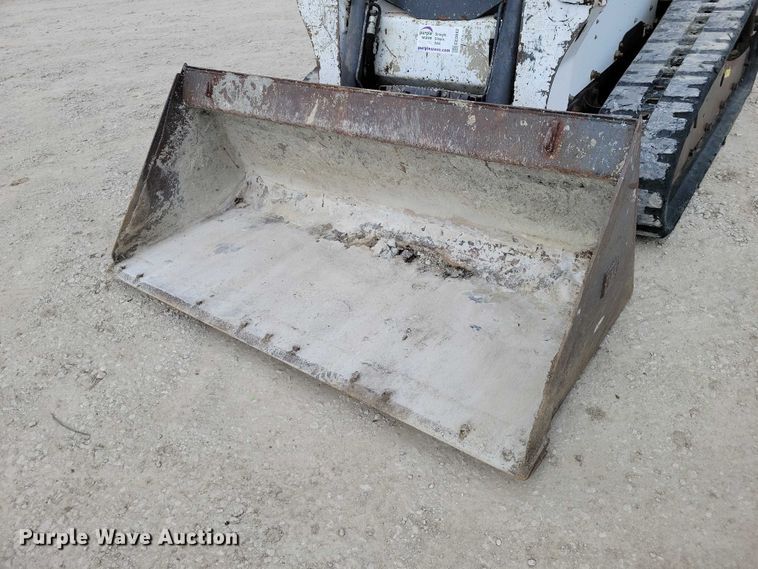 image for item EE0942 2014 Bobcat T650 tracked skid steer loader