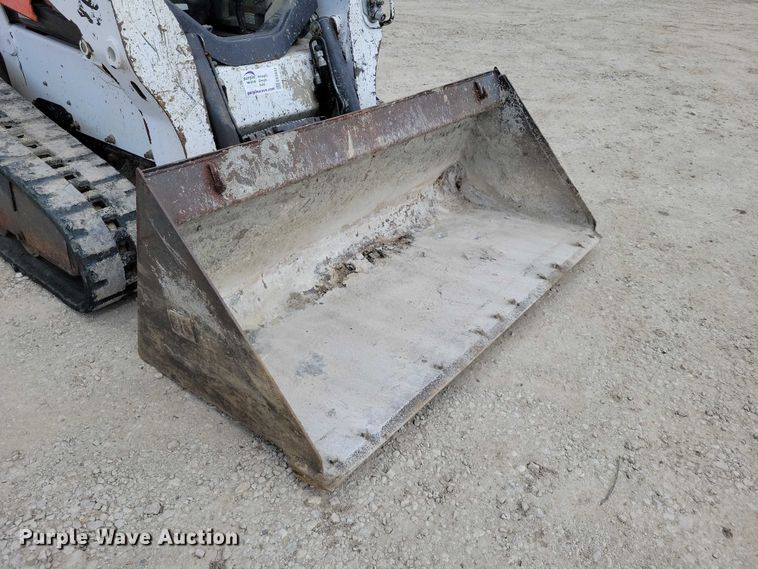 image for item EE0942 2014 Bobcat T650 tracked skid steer loader