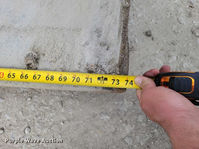 image for item EE0942 2014 Bobcat T650 tracked skid steer loader