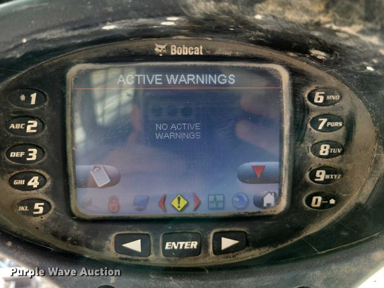 image for item EE0942 2014 Bobcat T650 tracked skid steer loader