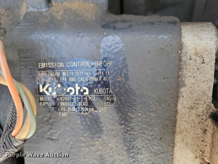 image for item EE0942 2014 Bobcat T650 tracked skid steer loader