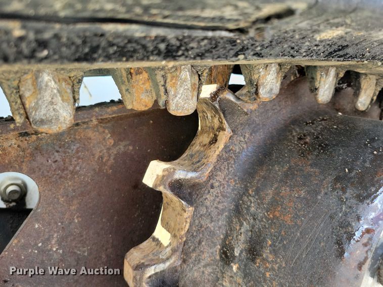 image for item EE0942 2014 Bobcat T650 tracked skid steer loader