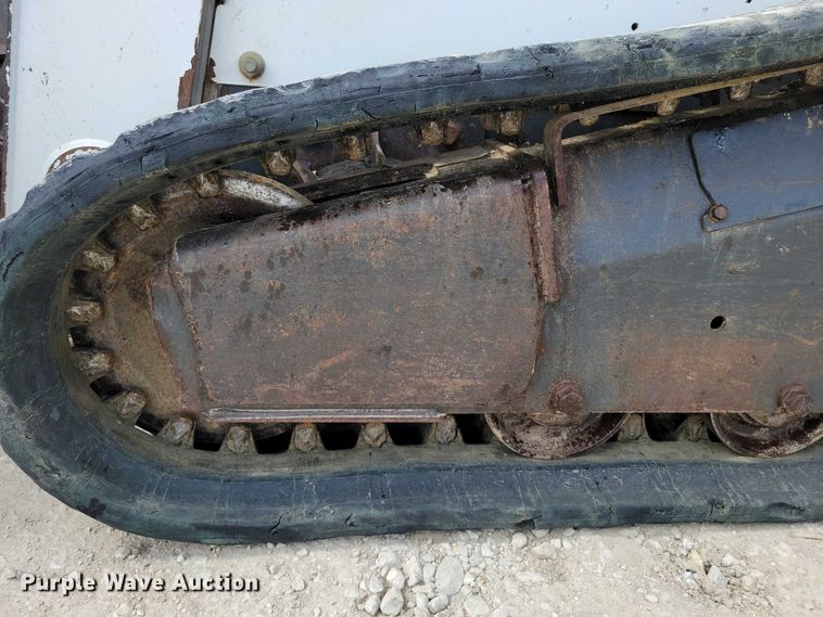 image for item EE0942 2014 Bobcat T650 tracked skid steer loader