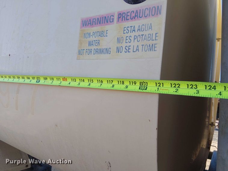 image for item EE5237 2006 Freightliner Business Class M2 water truck