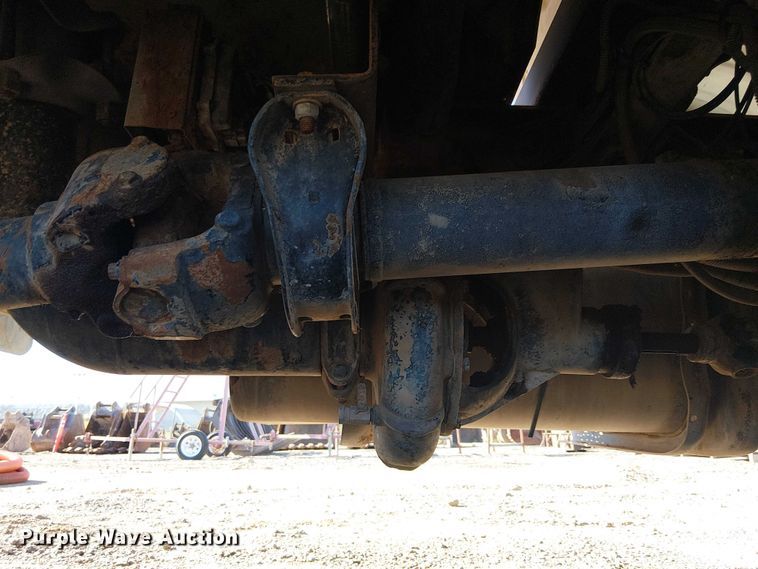 image for item EE5237 2006 Freightliner Business Class M2 water truck