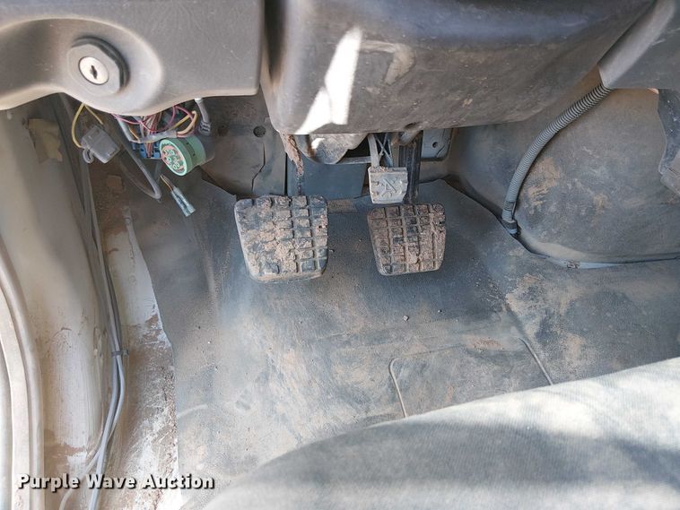 image for item EE5237 2006 Freightliner Business Class M2 water truck