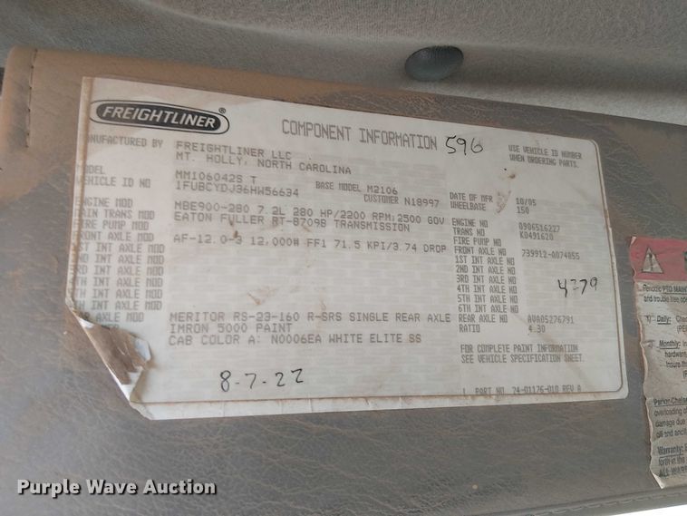 image for item EE5237 2006 Freightliner Business Class M2 water truck