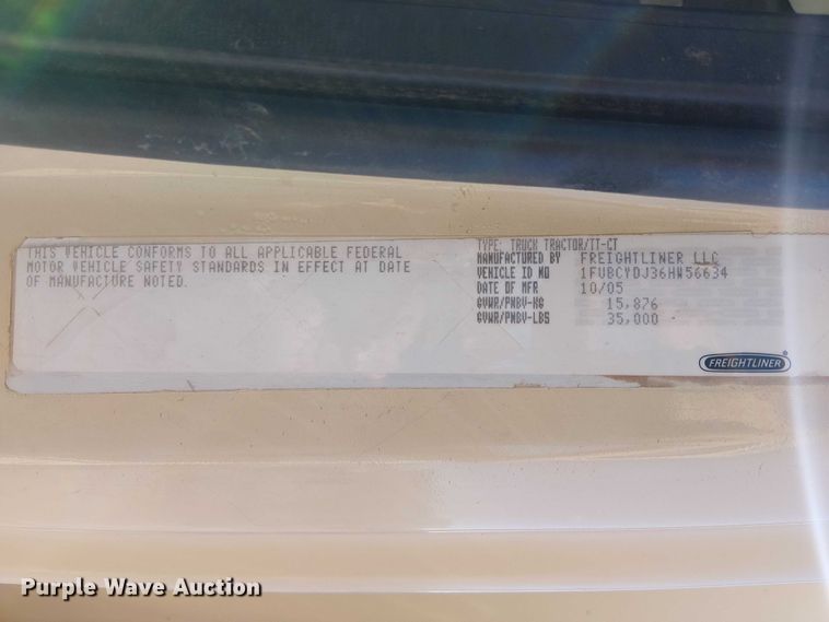 image for item EE5237 2006 Freightliner Business Class M2 water truck