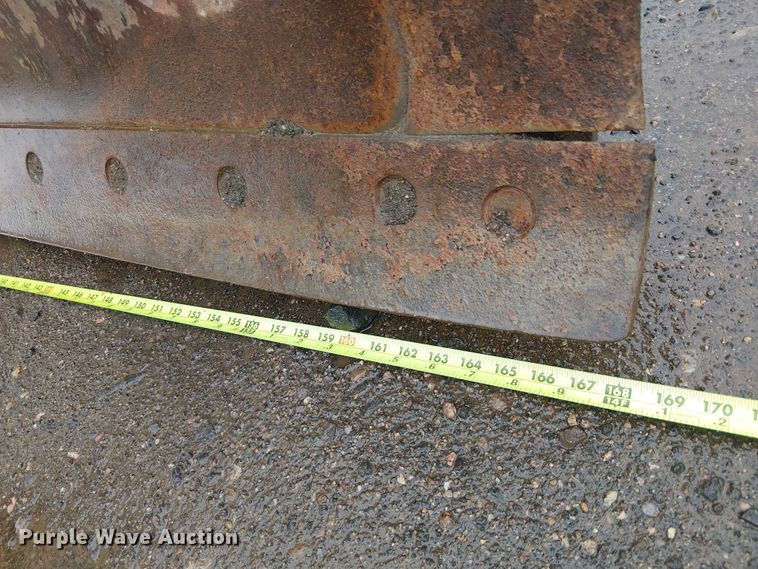 image for item EE5246 1984 John Deere 772A motor grader