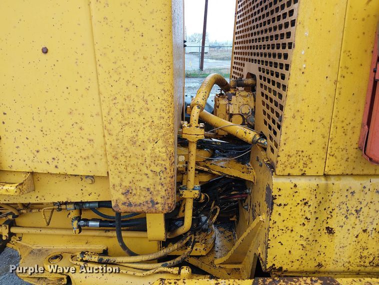 image for item EE5246 1984 John Deere 772A motor grader