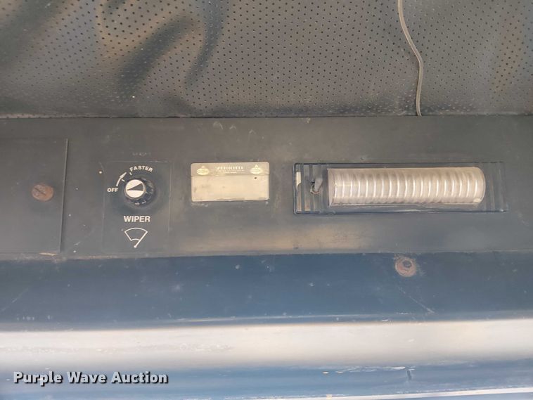 image for item EE5246 1984 John Deere 772A motor grader