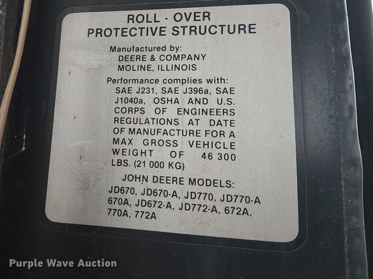 image for item EE5246 1984 John Deere 772A motor grader