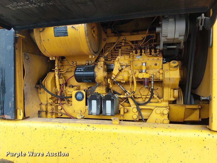 image for item EE5246 1984 John Deere 772A motor grader