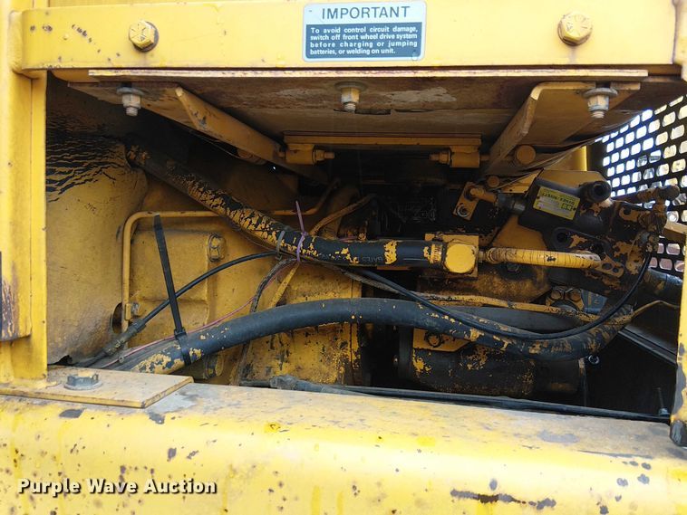 image for item EE5246 1984 John Deere 772A motor grader