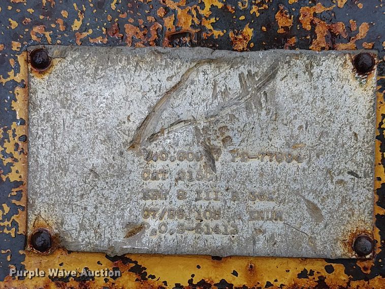 image for item EE5247 1988 Caterpillar 215 C excavator