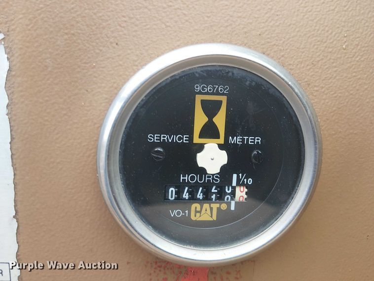 image for item EE5247 1988 Caterpillar 215 C excavator