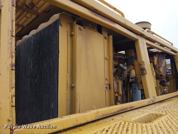 image for item EE5247 1988 Caterpillar 215 C excavator