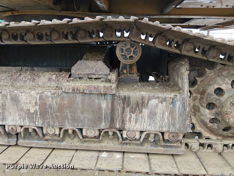 image for item EE5247 1988 Caterpillar 215 C excavator